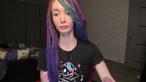 Roxy online show from December 2024 10:48:01 PM