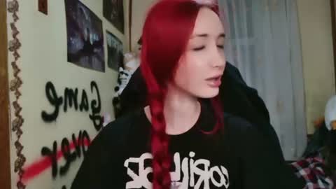 Snapshot of roxy_silver chatting on July 2026 08:44:01 PM Roxy online show from July 2026 08:44:01 PM