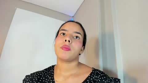 Snapshot of roxy_stone1 chatting on July 2026 07:27:02 PM roxy_stone1 online show from July 2026 07:27:02 PM