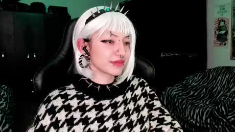 Roxy Independient model Help me to reach 50 thumbs up online show from January 2026 02:02:02 AM