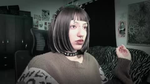 Roxy Independient model Help me to reach 50 thumbs up online show from June 2026 12:49:01 AM