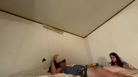 Snapshot of roxybcali chatting on October 2025 07:59:02 AM Roxy and Brock online show from October 2025 07:59:02 AM