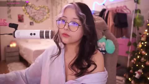 roxysuh online show from December 2025 05:58:01 AM