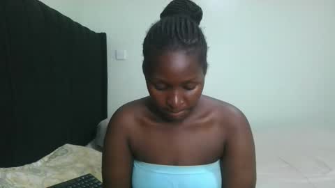 Snapshot of royal_goddes chatting on May 2026 07:00:01 PM goddes online show from May 2026 07:00:01 PM