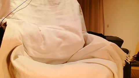Snapshot of royalcum67 chatting on April 2026 04:59:02 PM The genie of the lamp online show from April 2026 04:59:02 PM