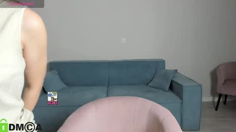 Bella online show from May 2026 12:12:02 PM