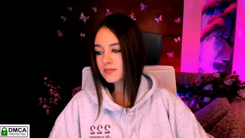 Snapshot of rozmary_ket chatting on January 2025 05:13:01 PM Im Rozmary nice to meet you 3 online show from January 2025 05:13:01 PM