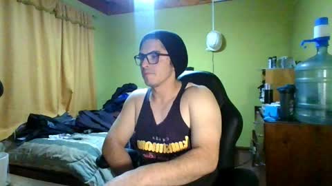 rpaulo25 online show from May 2026 04:53:02 AM