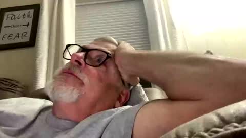 Snapshot of rs006 chatting on October 2025 02:55:02 AM rs006 online show from October 2025 02:55:02 AM