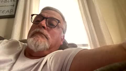 Snapshot of rs006 chatting on November 2025 03:12:02 PM rs006 online show from November 2025 03:12:02 PM