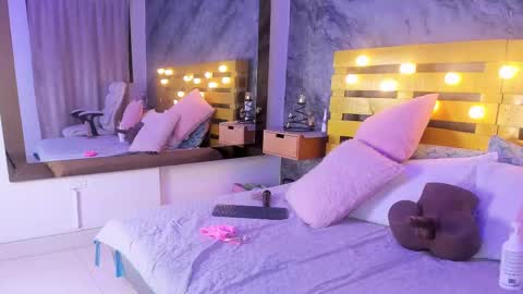 Rubi online show from February 2025 03:49:01 PM