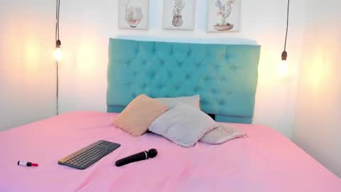 Snapshot of rubiroose chatting on December 2024 07:54:01 PM Rubii online show from December 2024 07:54:01 PM