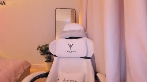 ruby      online show from March 2026 04:06:01 AM