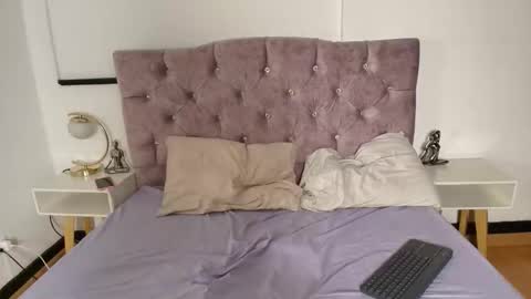 ruby_rouge_ online show from March 2026 08:13:01 PM