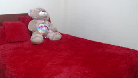 Snapshot of ruby_sky69 chatting on September 2025 01:33:02 PM Ruby Independent model help me reach 50 thumbs up online show from September 2025 01:33:02 PM