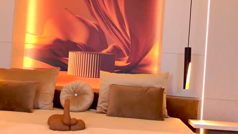 Ruby Luxe online show from September 2025 05:07:02 AM