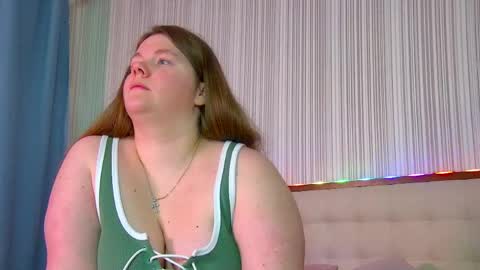 Snapshot of rubyvalen chatting on May 2026 01:25:02 AM Ruby online show from May 2026 01:25:02 AM