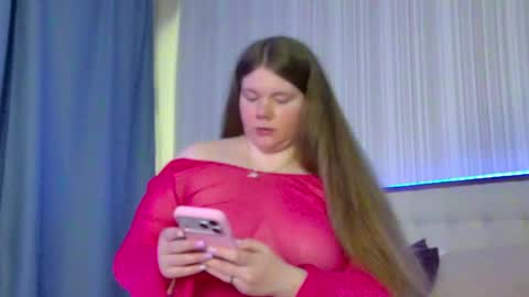 Snapshot of rubyvalen chatting on May 2026 01:12:01 AM Ruby online show from May 2026 01:12:01 AM