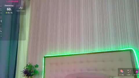 Snapshot of rubyvalen chatting on June 2026 01:52:02 AM Ruby online show from June 2026 01:52:02 AM