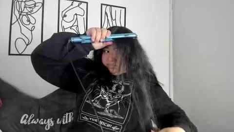 I am  Ruby online show from December 2025 07:07:02 PM