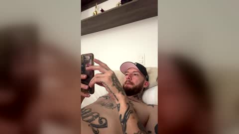 russo_fox online show from May 2026 04:40:01 AM