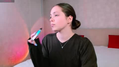 Snapshot of ruta_ chatting on May 2026 04:03:01 PM RutaYoung online show from May 2026 04:03:01 PM