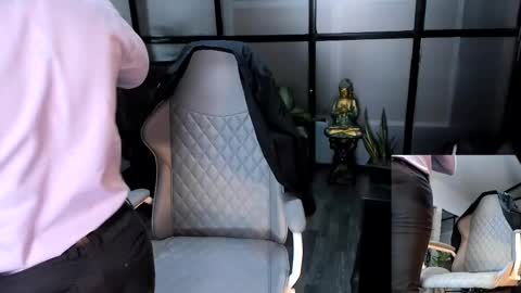 ryan_master_ online show from December 2024 06:42:02 PM