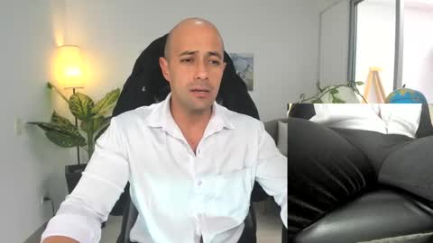 ryan_master_ online show from December 2024 04:21:01 PM