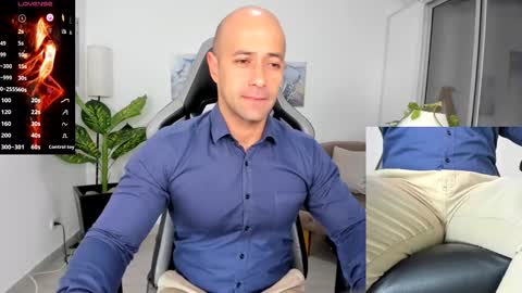 ryan_master_ online show from January 2025 09:10:02 AM