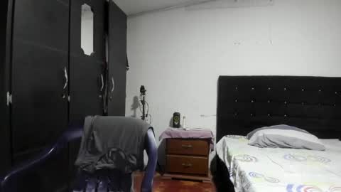 ryan_xc1 online show from March 2026 02:26:01 AM