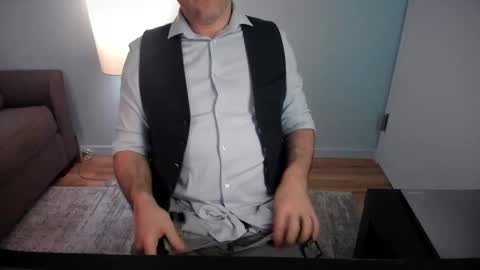 Snapshot of ryanontour chatting on January 2026 08:34:01 PM Ryan in NYC online show from January 2026 08:34:01 PM