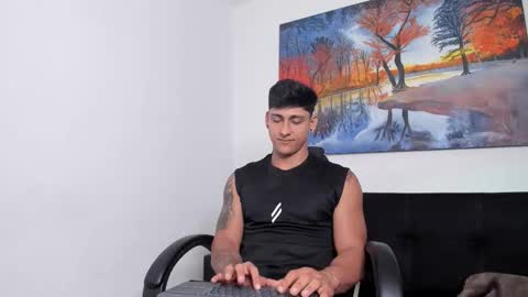 ryanwhite3 online show from December 2025 10:29:02 PM