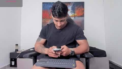 ryanwhite3 online show from April 2026 12:55:01 AM