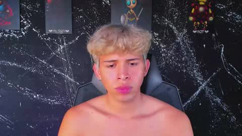 ryderstone_ online show from October 2025 03:10:01 PM