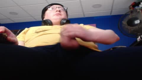 Dennis online show from April 2026 08:25:02 PM