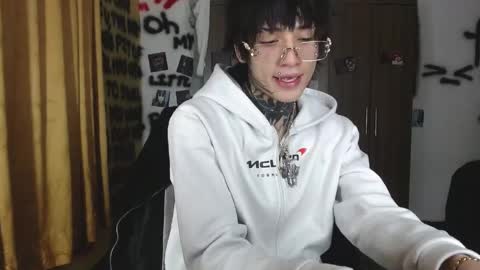 Ryoko online show from May 2026 01:33:01 AM