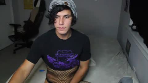 Snapshot of ryot35 chatting on October 2025 01:33:02 AM Ryot3 online show from October 2025 01:33:02 AM