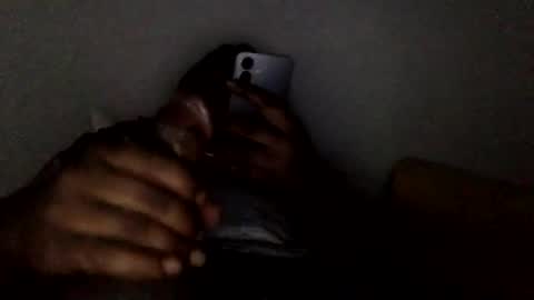 ryzin_ online show from November 2025 03:23:02 PM