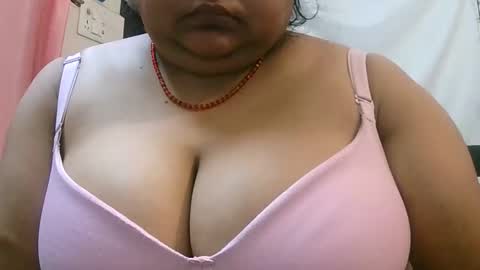 Snapshot of s03286 chatting on December 2025 08:51:02 AM HotLovers online show from December 2025 08:51:02 AM