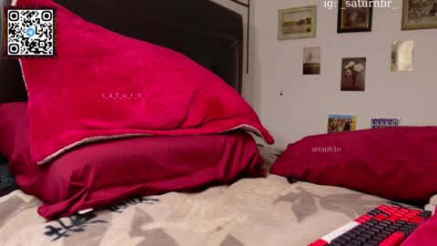 Snapshot of s_a_t_u_r_n chatting on January 2025 12:39:02 AM ST online show from January 2025 12:39:02 AM