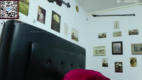 Snapshot of s_a_t_u_r_n chatting on October 2025 09:09:01 AM ST online show from October 2025 09:09:01 AM