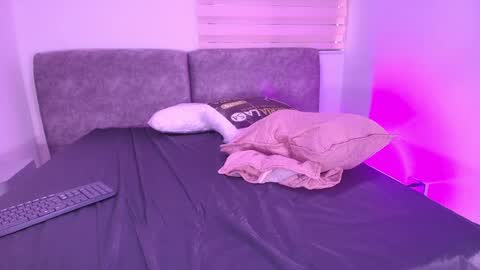 s_sofia_ online show from June 2026 07:17:02 PM