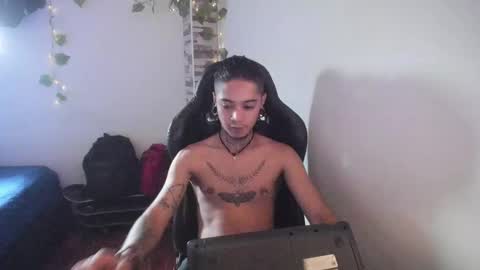 Danny online show from November 2025 08:47:02 PM