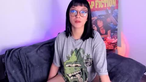 Snapshot of saam_collins69 chatting on November 2025 04:13:02 AM Val online show from November 2025 04:13:02 AM