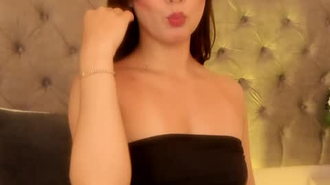 Snapshot of saamyreyes chatting on May 2026 09:12:02 PM Saamy Reyes online show from May 2026 09:12:02 PM