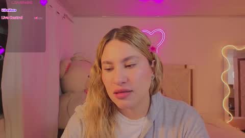 saaya_tay online show from February 2026 03:22:02 AM