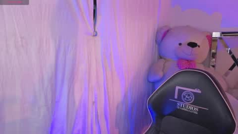 saaya_tay online show from April 2026 03:17:02 AM