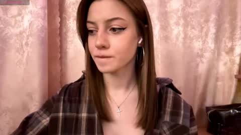 Mika online show from December 2025 08:14:02 PM