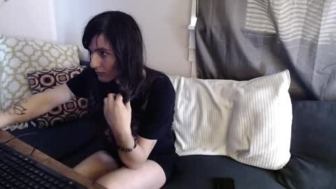 sabinewinters online show from April 2026 02:07:01 PM