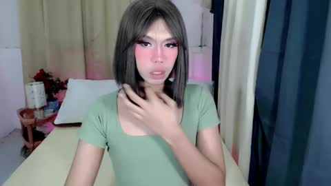 cathllea online show from October 2025 03:31:01 PM